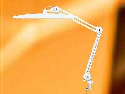 Why Your Salon Needs an Adjustable Nail Table Lamp