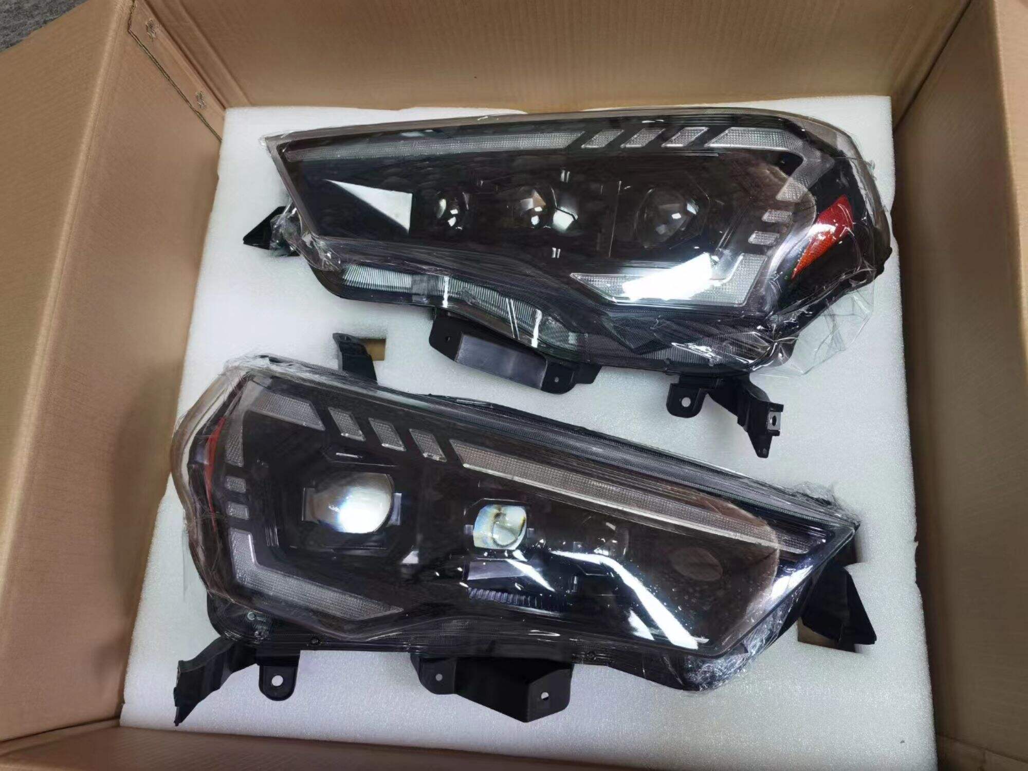 Spedking  Hot sales  for TOYOTA 14-23 4RUNNER  HEADLIGHT