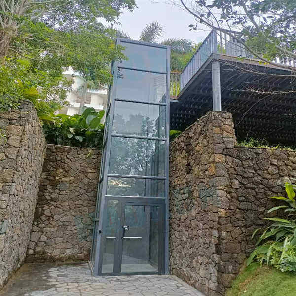 Outdoor residential elevators increase the value of properties as they add an extra element of luxury and accessibility