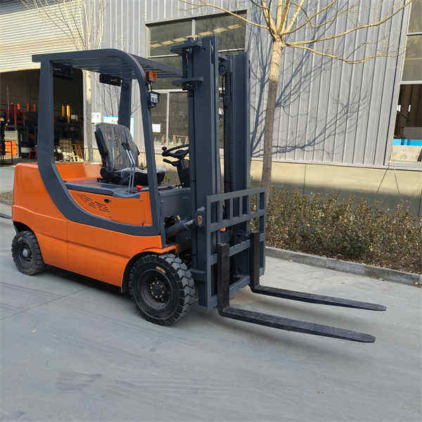 The key features of a reliable forklift truck