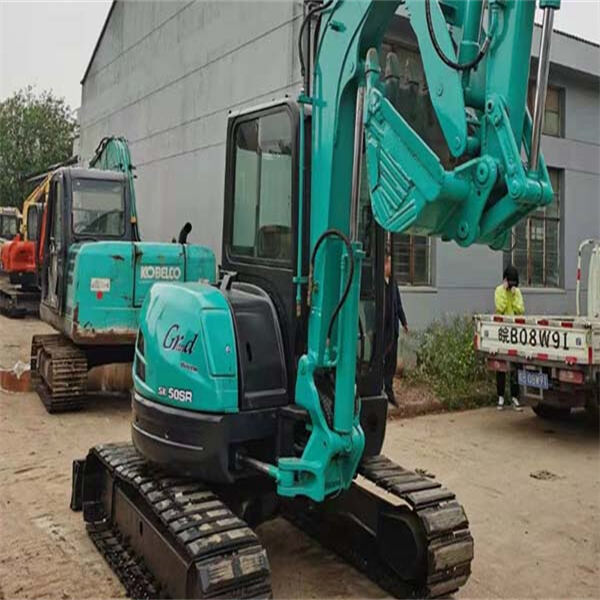 Walang kaparis na ginhawa at kaligtasan sa Doosan DX225 LC excavator