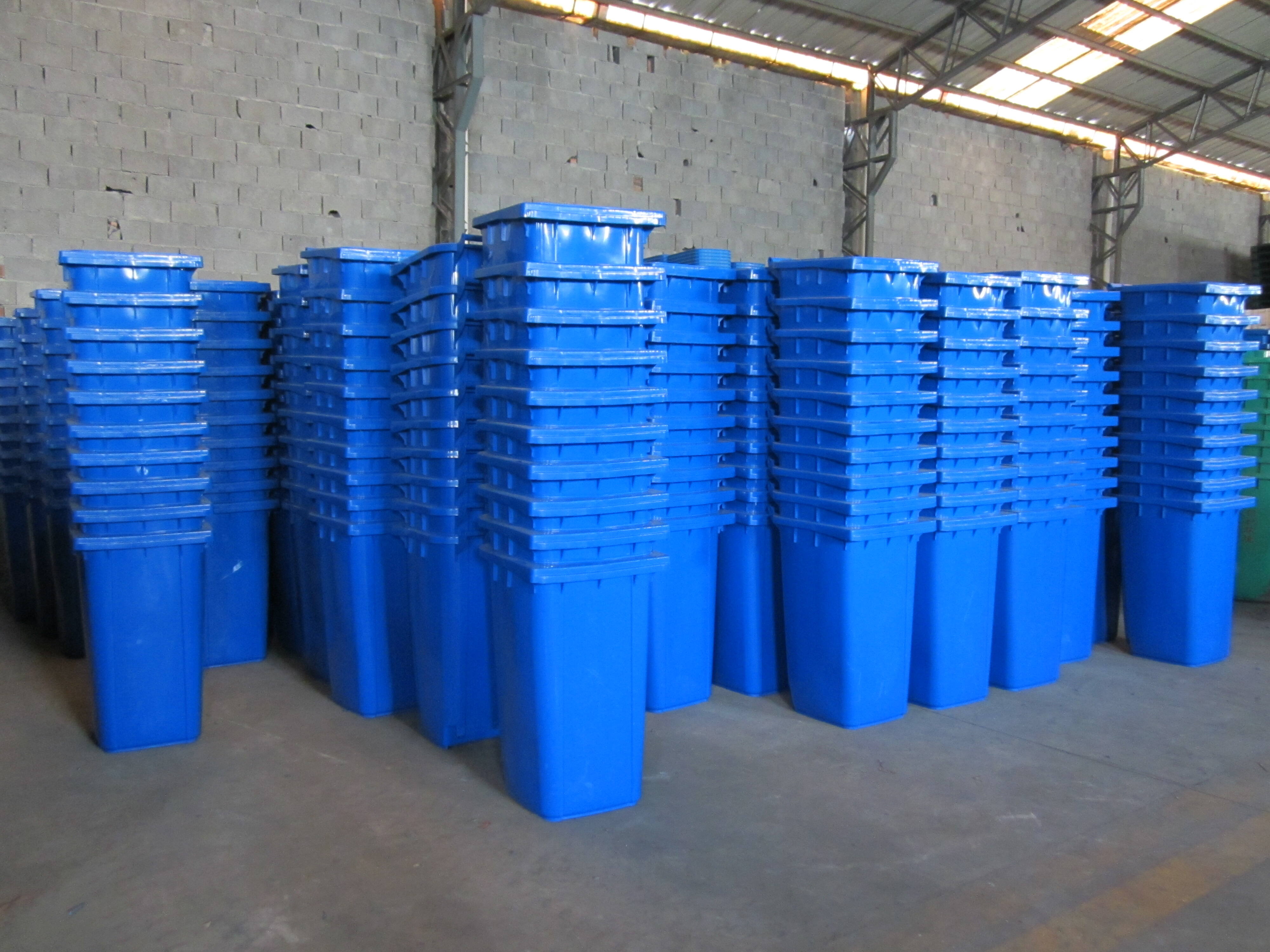 Outdoor Euro Plastic Garbage Trash Can Plastic Waste Container Bin supplier