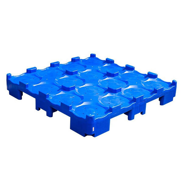 Realizzato con materiali riciclati e completamente riciclabile alla fine della sua vita.