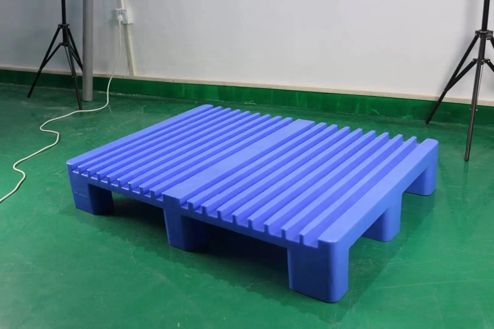 Plastic Printing Pallet Non Stop Feeder Pallet For Printing Machine supplier