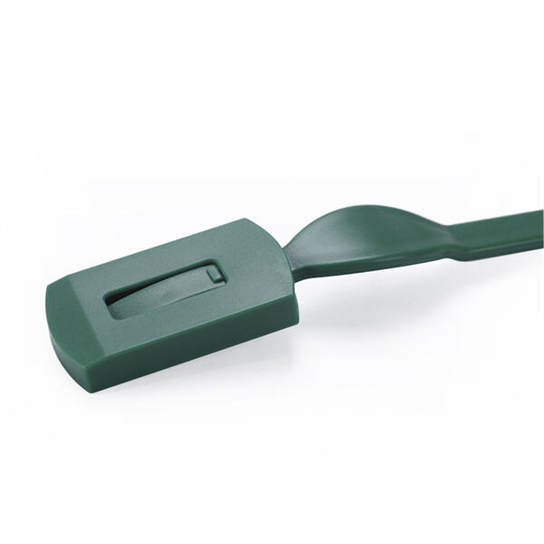 Discover the benefits of using a dedicated bread scoring blade