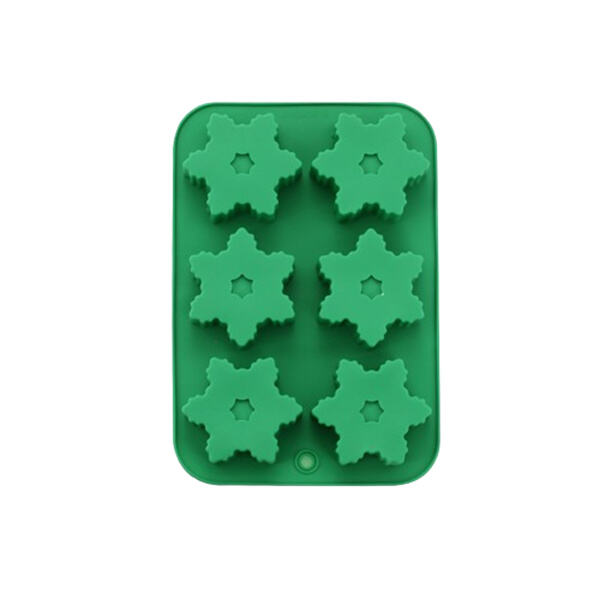 Impress Guests with Unique Xmas Desserts Using Silicone Molds