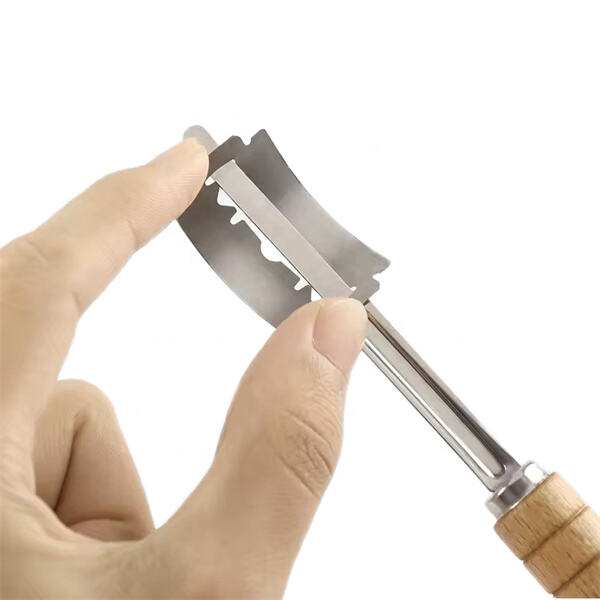 The importance of a baker's lame for breadmaking