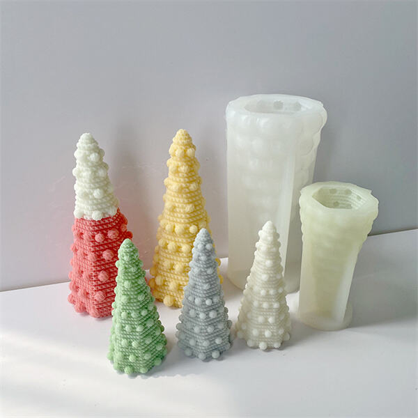 Create show-stopping holiday desserts with our baking molds