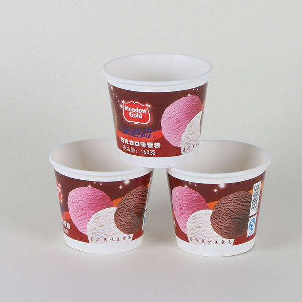 Personalize your dessert presentation with printed cup options.