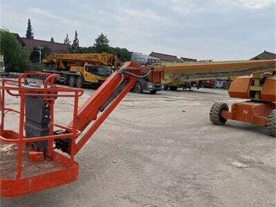 Why JLG Boom Lifts Are Ideal for Rental Fleets