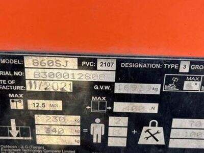 How Boom Lifts Improve Efficiency in High-Rise Work