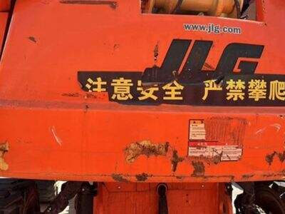 Buying New vs Used JLG Boom Lifts: Pros and Cons