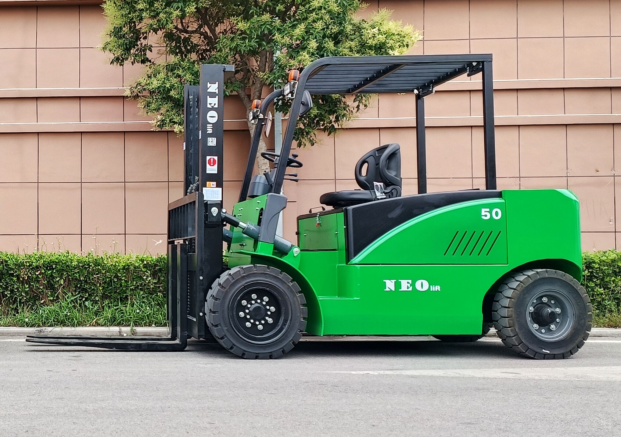 NEOlift elektrikli forklift