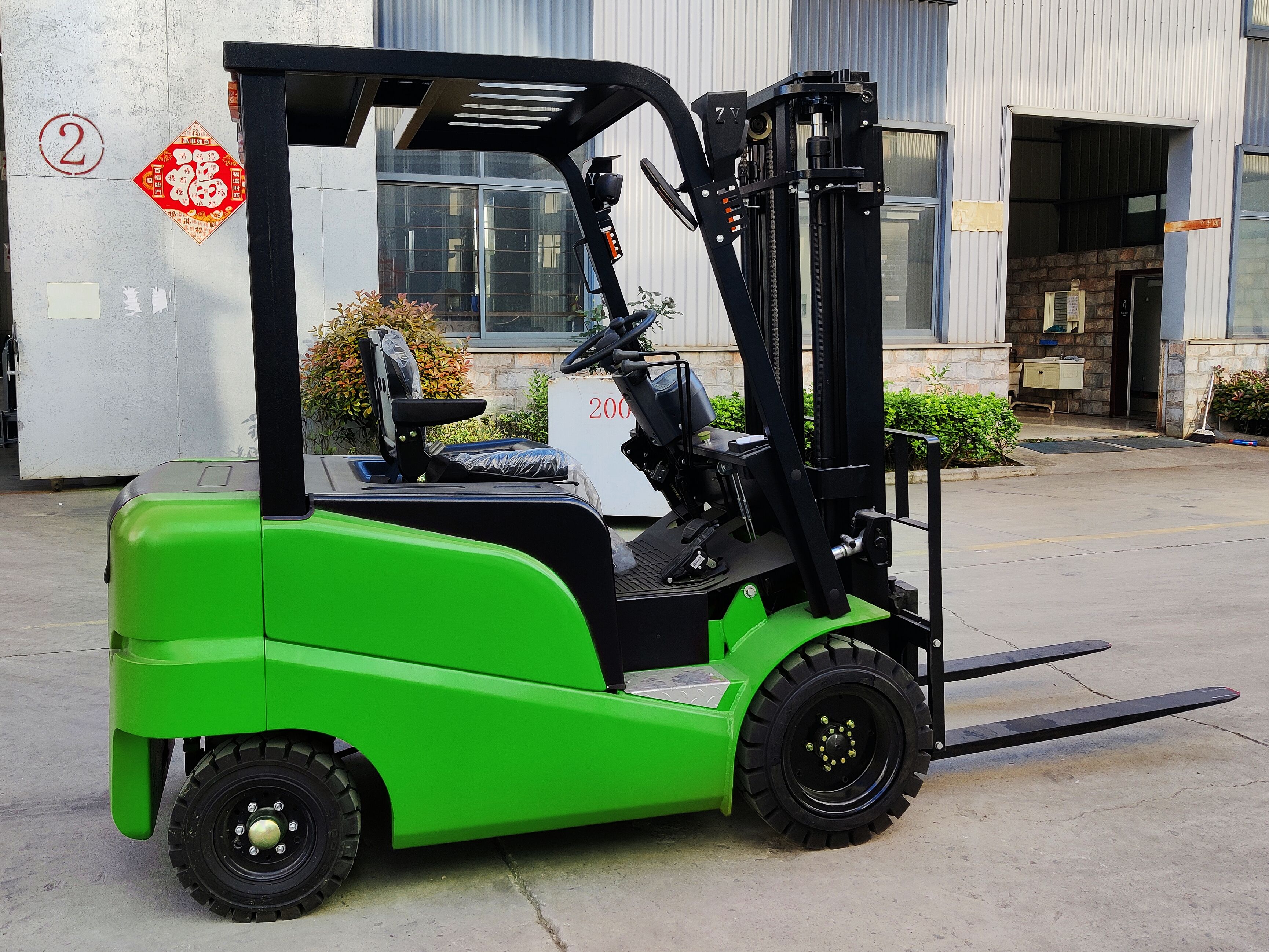 NEOlift elektrikli forklift