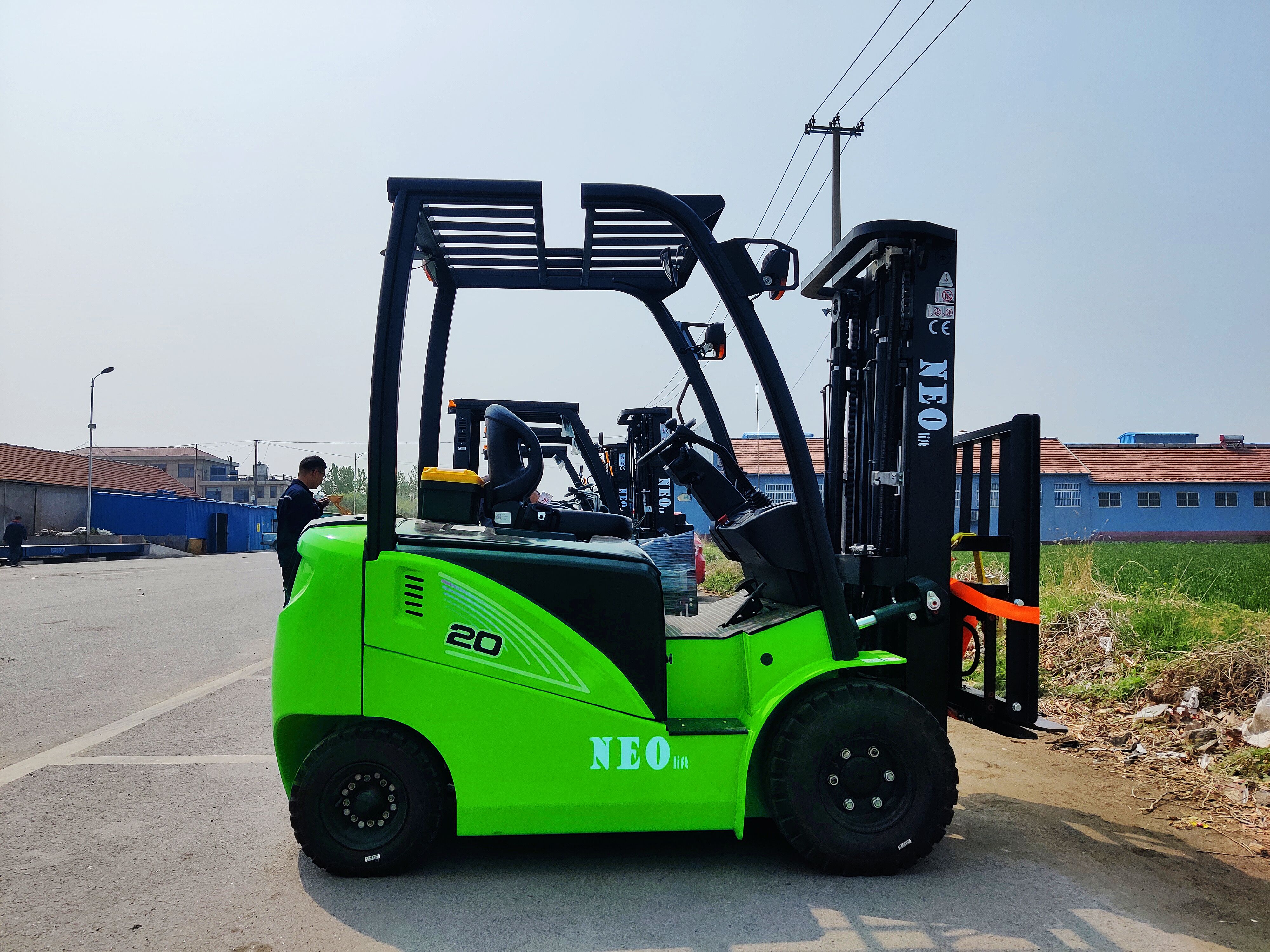 NEOlift Elektrikli Forklift