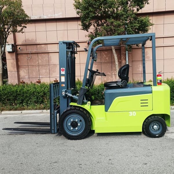 Dört Tekerlekli Forklift Tam Olarak Nasıl Kullanılır?