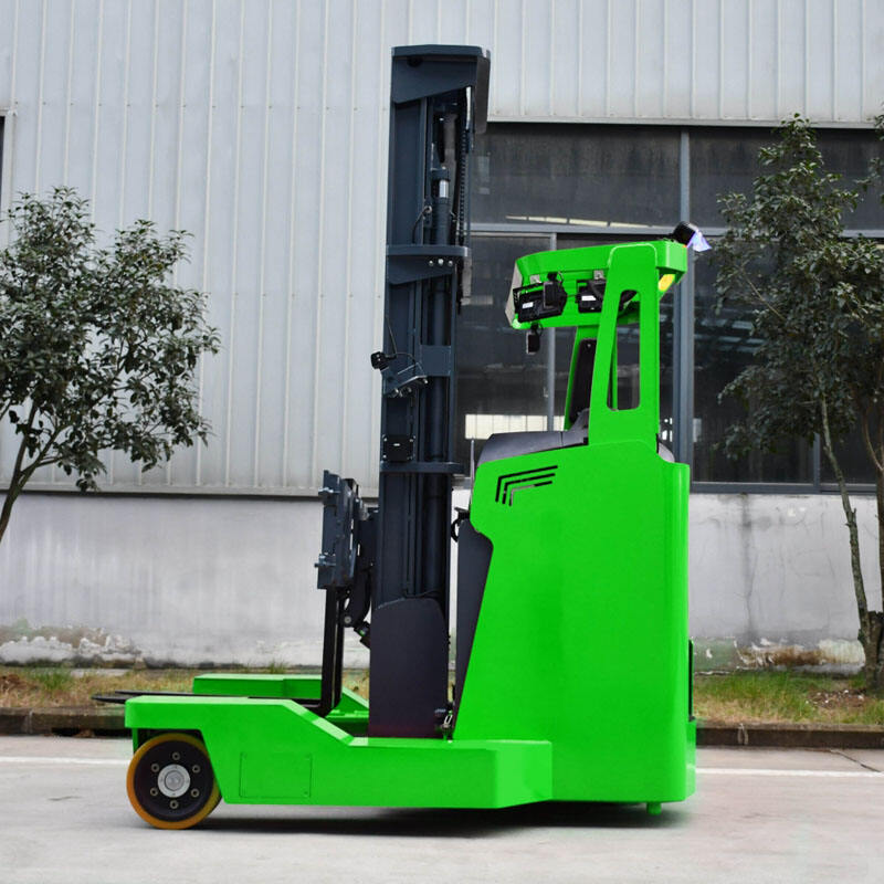 Seated type narrow body multi-directional reach truck