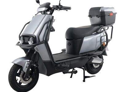 Why Electric Mini Mopeds Are Popular for City Transport