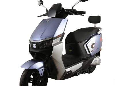 Quels matériaux garantissent la durabilité d’un cyclomoteur électrique