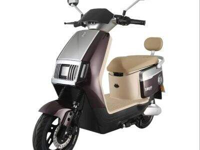 What Materials Ensure Durability in an Electric Mini Moped