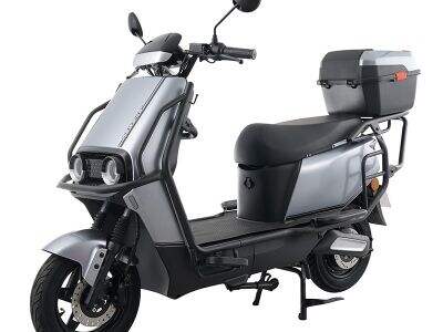 Comment la technologie des cyclomoteurs électriques révolutionne les déplacements urbains