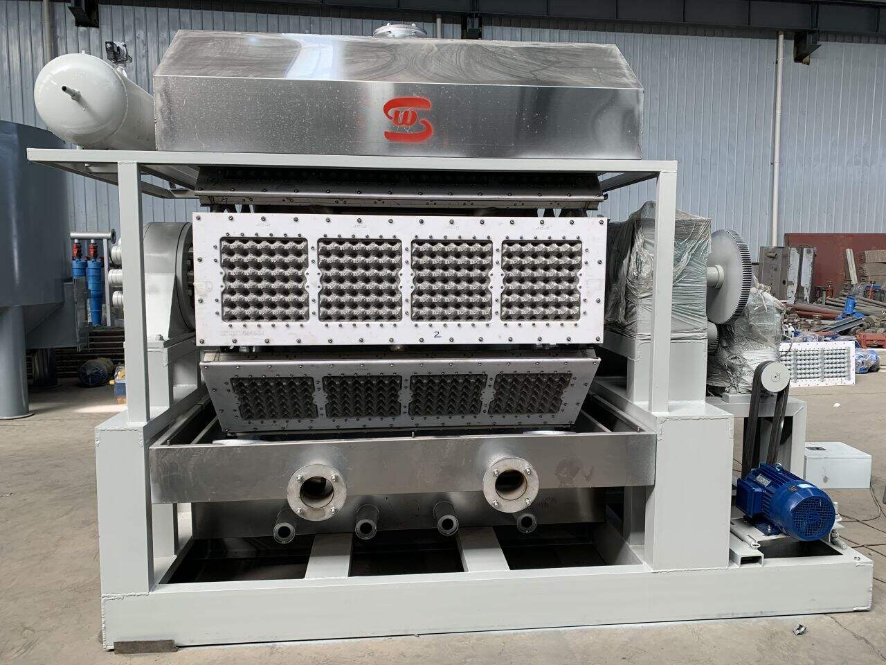 Experience a cleaner and more hygienic egg production process