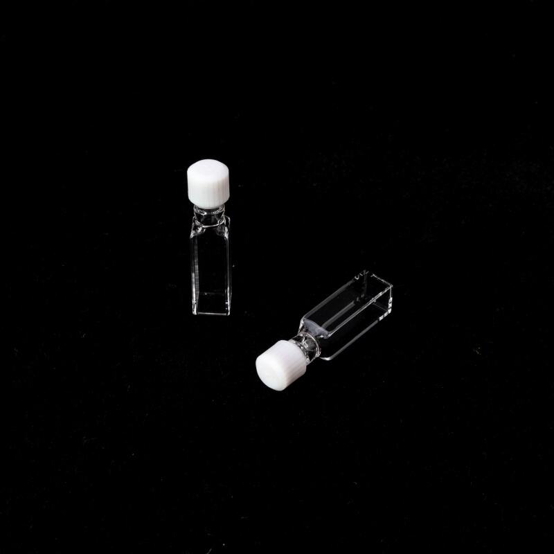 Hvordan designet af en UV Vis Kvarts Cuvette påvirker spektralanalysen?