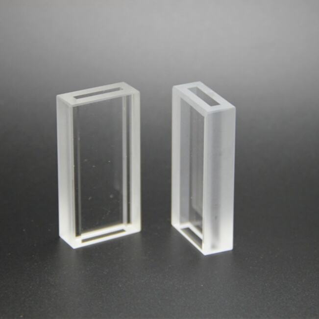 تحسين البحث العلمي باستخدام Spectronic 20 Cuvette