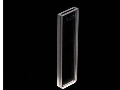 Mengapa pengurus pembelian perlu memahami perbezaan antara bikar kaca dan bikar kuartz