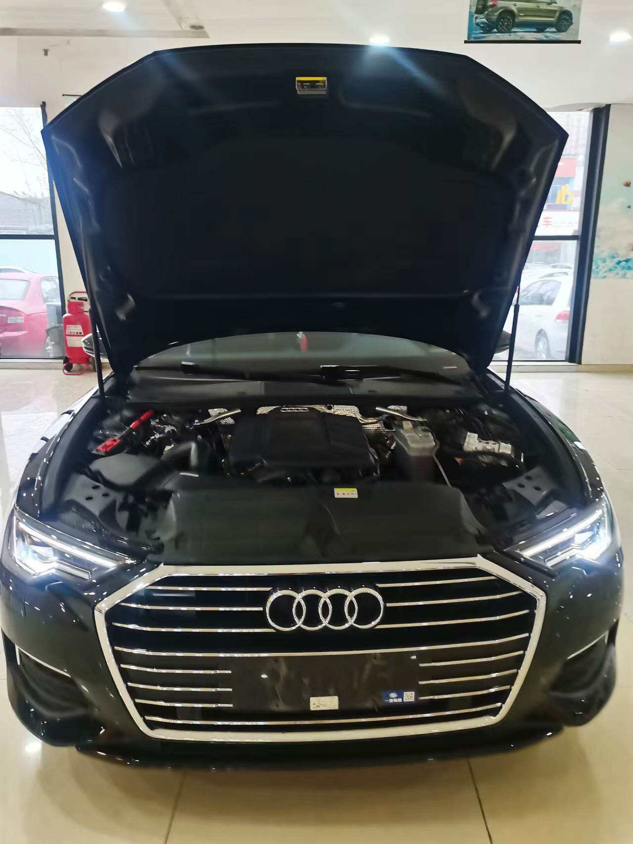 Hot Selling Latest Design Sedan Audi A8L 50 TFSI Quattro 48V Fuel Vehicle With Mild Hybrid System supplier