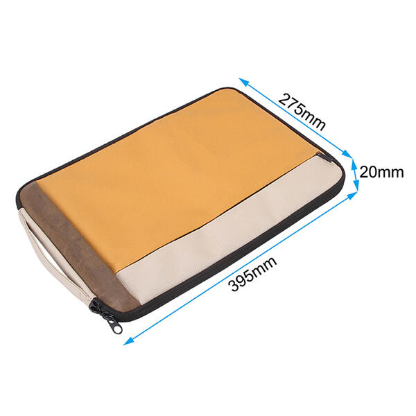 현대적인 직장 여성의 완벽한 액세서리