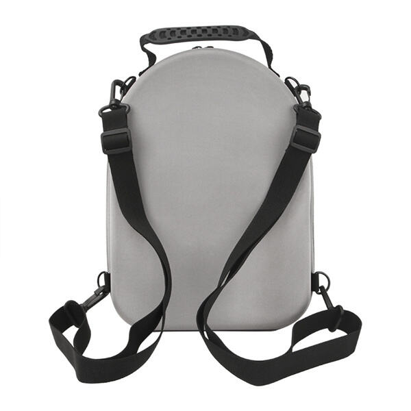 Lassen Sie nicht zu, dass Regen Ihren Hut ruiniert - verwenden Sie einen wasserdichten Hut-Schutzfall