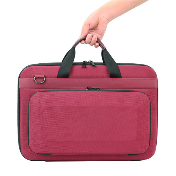Uppgradera Ditt Handbagage Med En Spacious 17 Tum Laptopväska