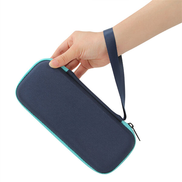 Die ideale Lösung für den Insulinspeicher während der Reise - kompakt, leichtgewichtig und einfach zu benutzen.