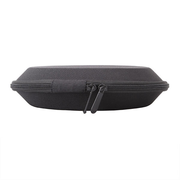 이어폰이 얽히는 것을 방지하려면 보관 케이스를 사용하세요.