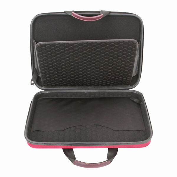 현대 여성들을 위한 다재다능한 노트북 가방