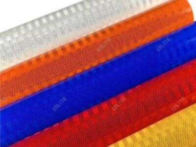 Un ghid pentru alegerea foliei reflexive potrivite pentru semnele de circulație