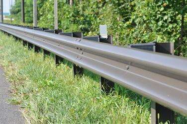 Guardrail crash barrier Hot dipped galvanized highway guardrail W beam for traffic safety details