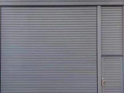 What are the daily maintenance methods for roller shutter doors