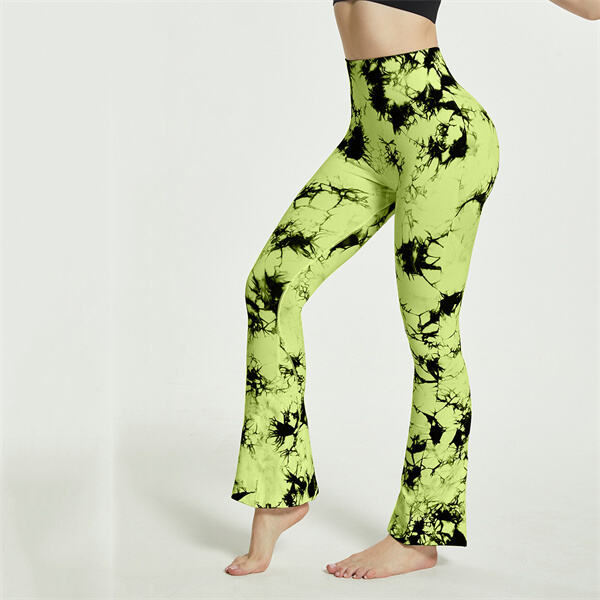 Take your practice to the next level with sustainable yoga clothing.