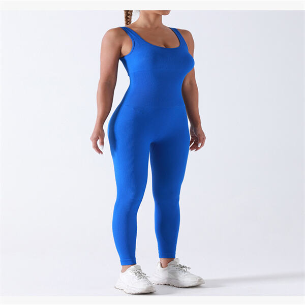 Explore your practice comfortably in these plus-size yoga garments