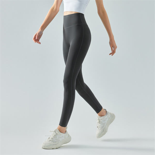 Yoga clothing that embodies mindfulness and self-expression