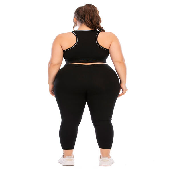 Achieving balance in comfortable and chic plus size yoga clothing