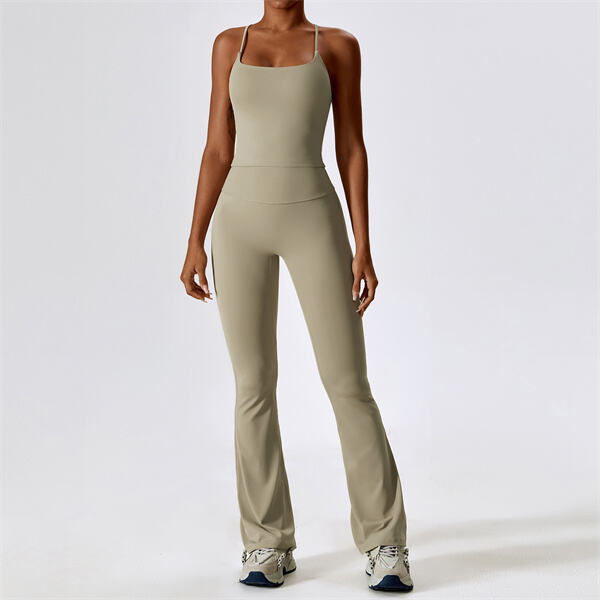 Unleash Your Inner Fashion Guru with These Trendy Yoga Clothing Picks