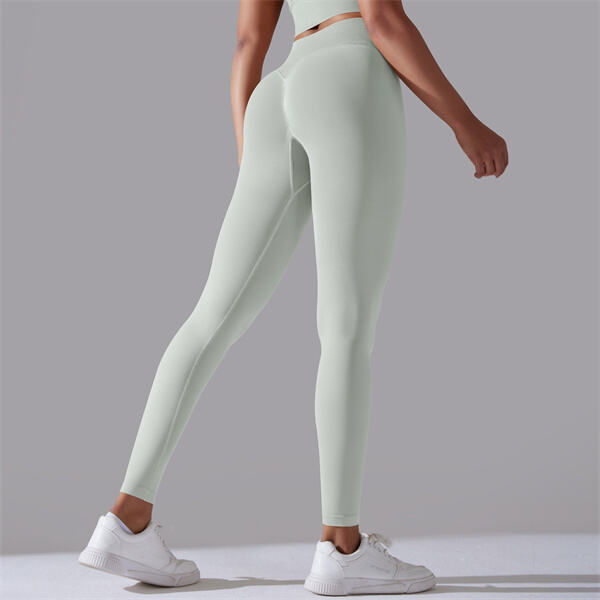 The ultimate guide to finding the perfect yoga outfit for your body type