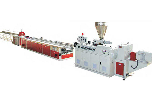 Complete extrusion lines for the production of plastic profiles