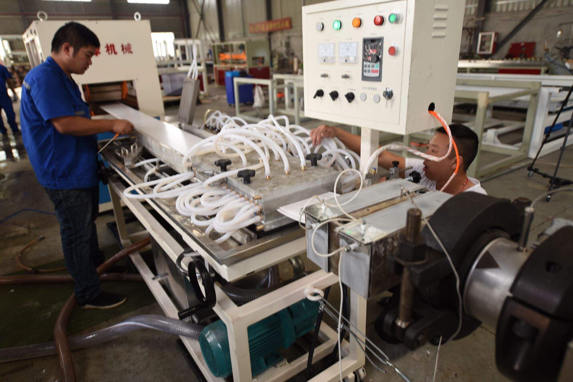 Types of Plastic Extruders