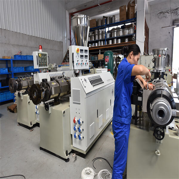 Security precautions in Extruder Blowing Machines