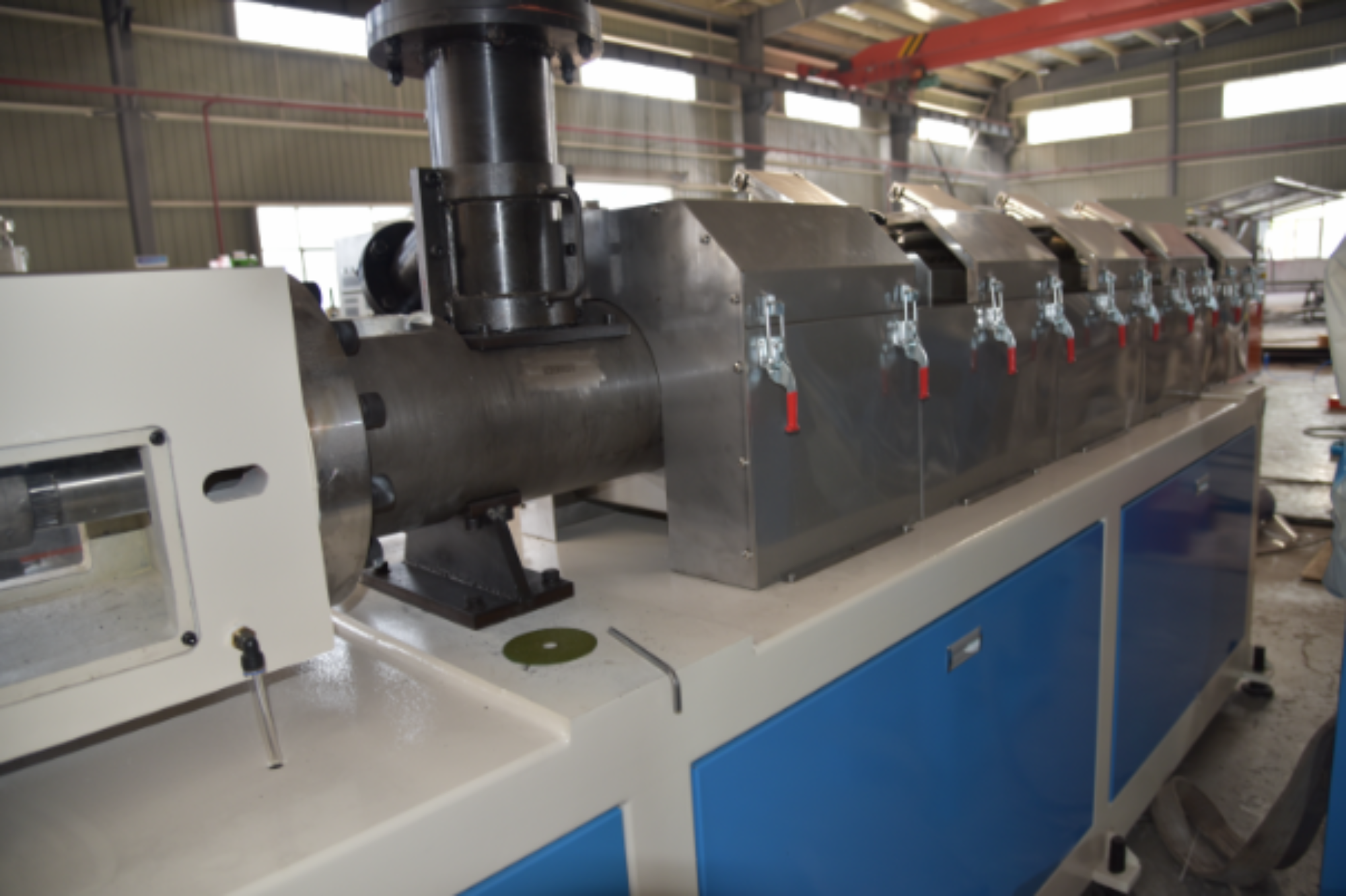 parallel twin-screw extruders（φ75  φ90  φ110  φ120  φ130）