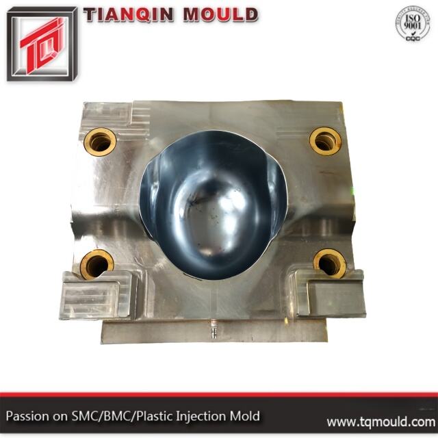 فهم الأنواع المختلفة لقوالب التشكيل الساخن المتاحة